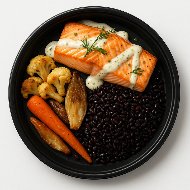 Filet de saumon Fit — légumes d’hiver rôtis &amp; riz noir, sauce légère à l’aneth